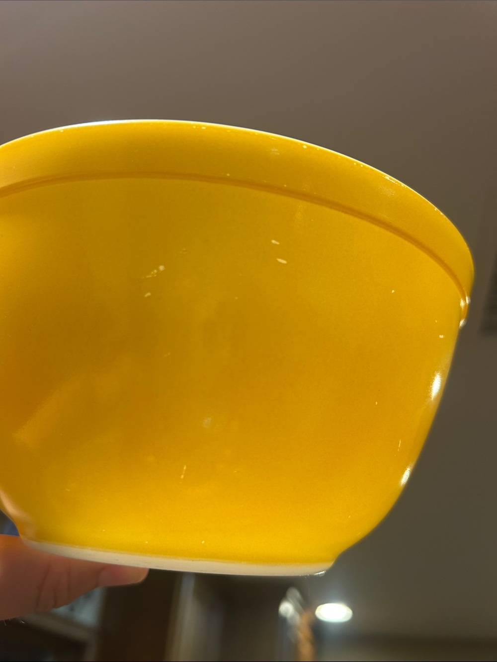 Pyrex 402 1 1/2 Quart mixing bowl yellow - Picture 5 of 6